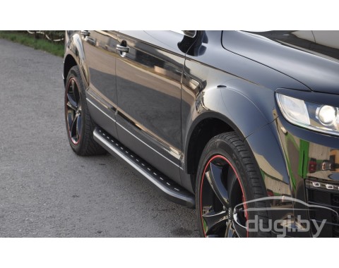 Пороги алюминиевые "Newstar Black" для Audi Q7
